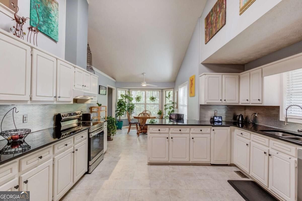 3244 Holly Stand Court Loganville - Photo 14