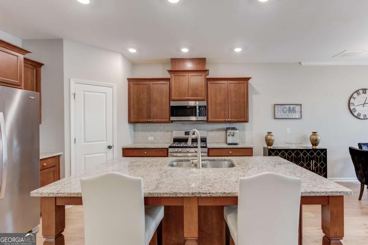 1182 Lanier Willow Path Buford - Photo 8
