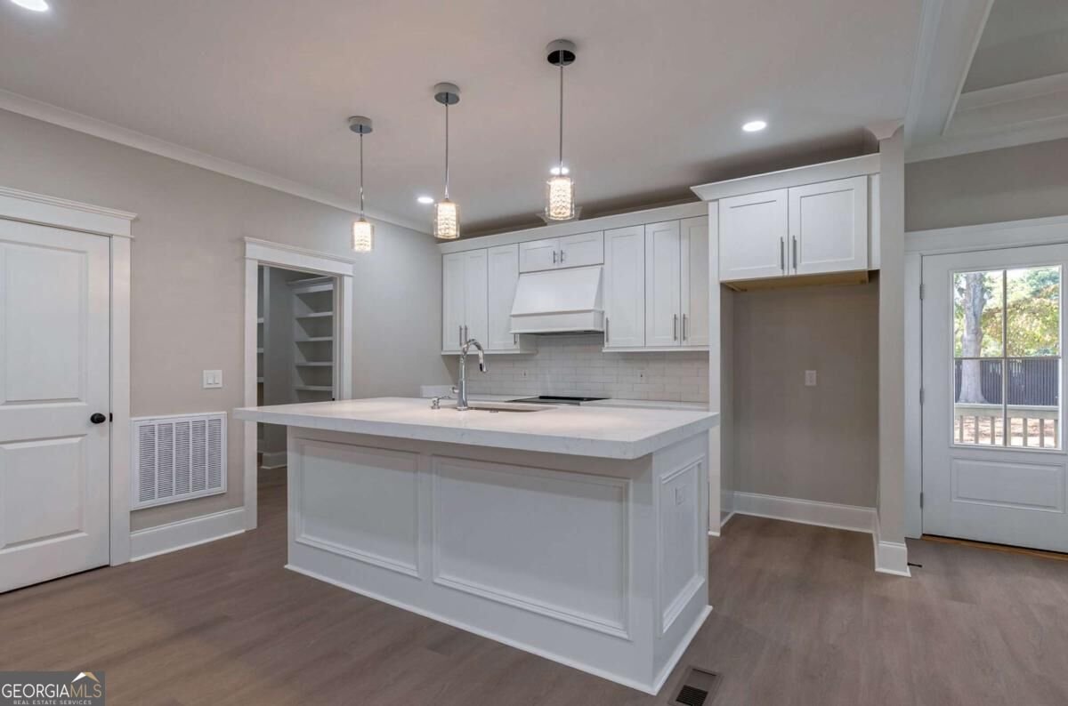 540 Sunset Avenue Comer - Photo 8