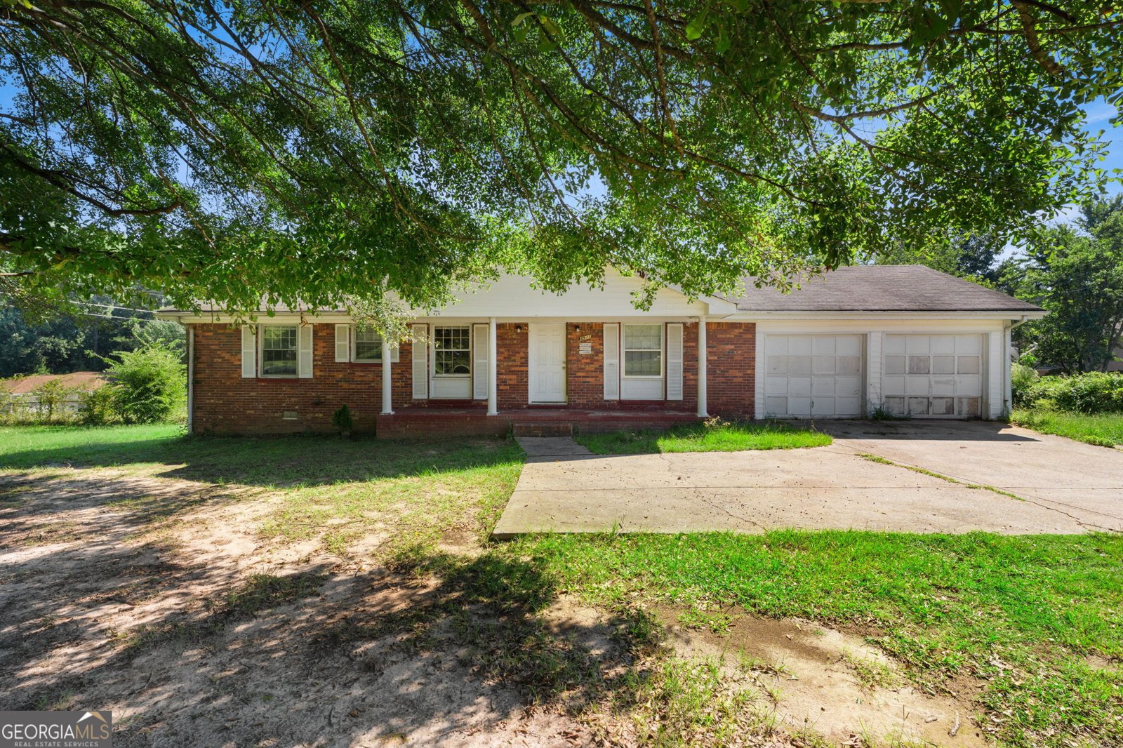 4911 Flint Hill Road Austell - main photo