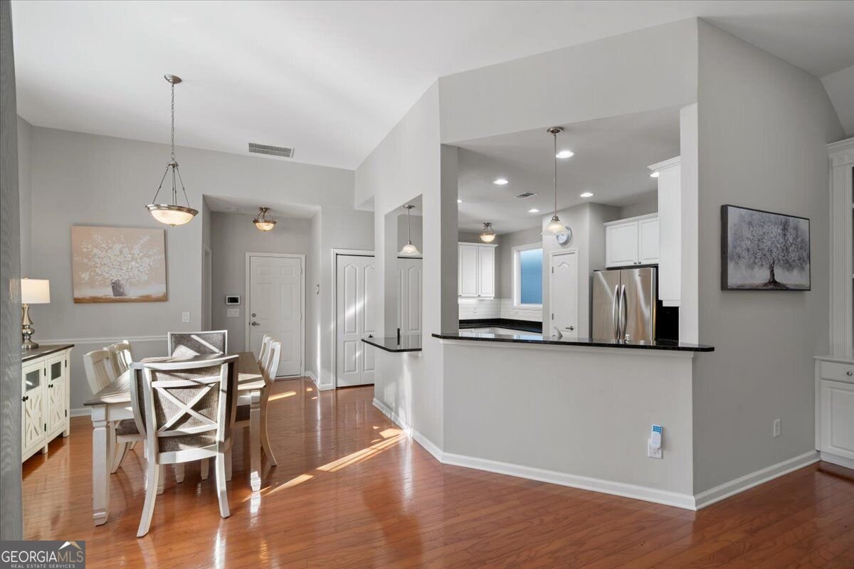 301 Glens Way Woodstock - Photo 12