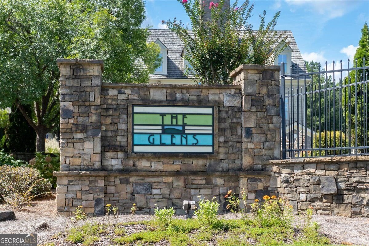 301 Glens Way Woodstock - Photo 40