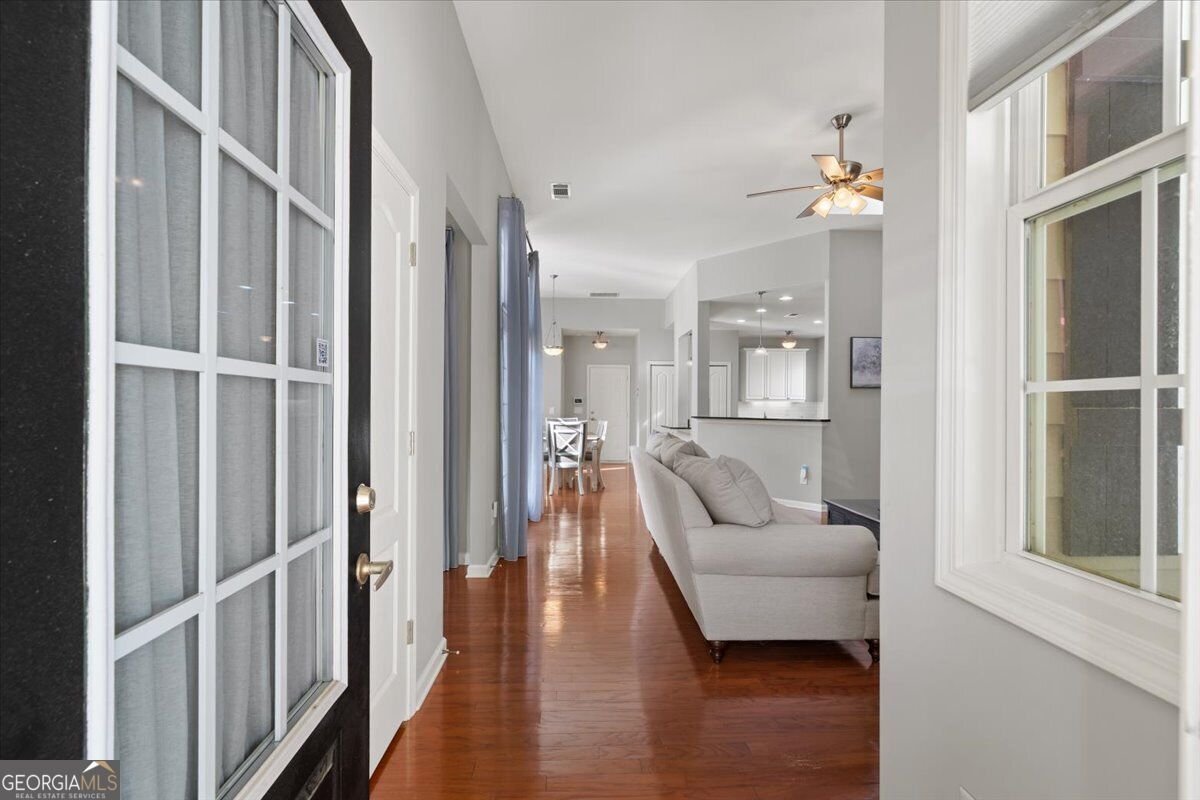 301 Glens Way Woodstock - Photo 6