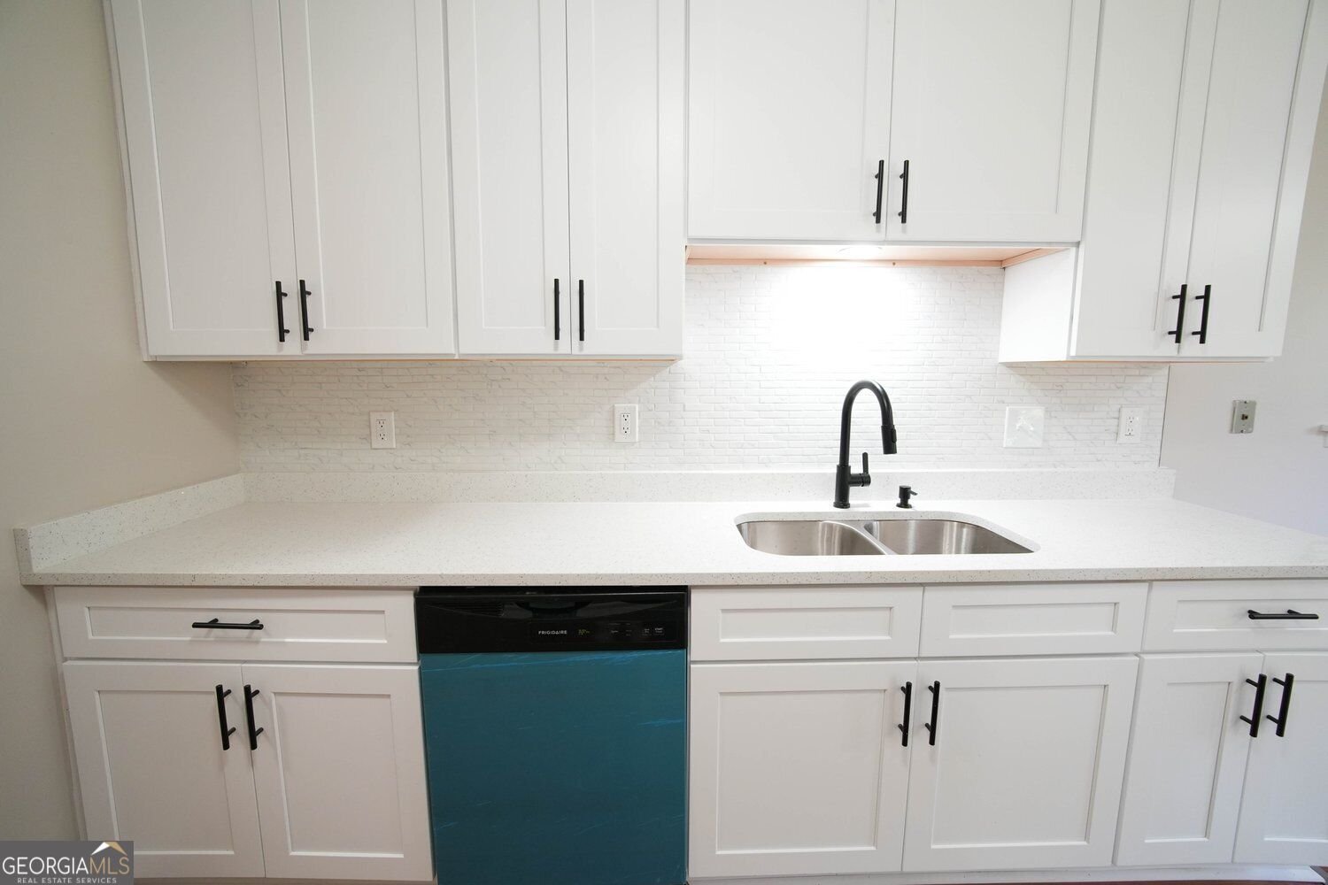 927 Rowland Street Clarkston - Photo 11