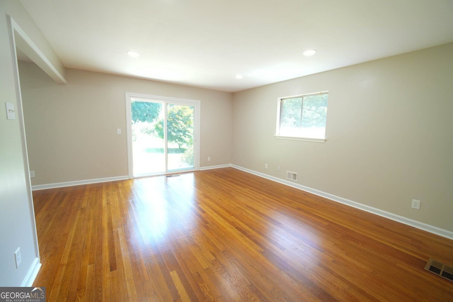 927 Rowland Street Clarkston - Photo 14