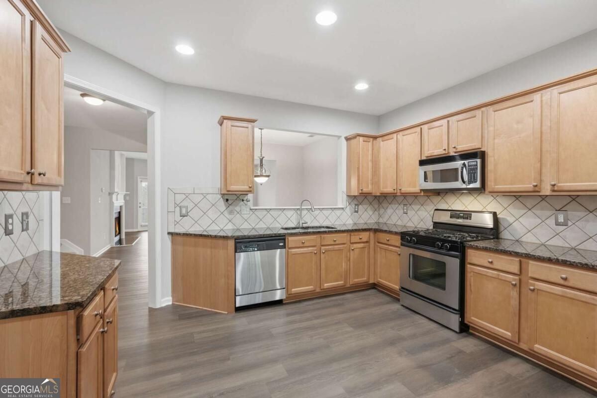 372 Suwanee Avenue Suwanee - Photo 18