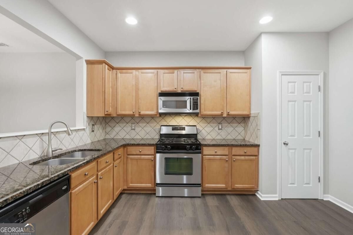 372 Suwanee Avenue Suwanee - Photo 20