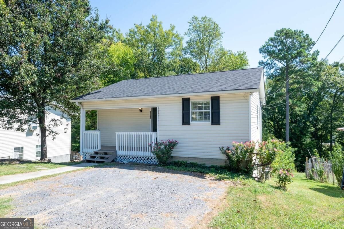 1310 Lida Street Dalton - main photo