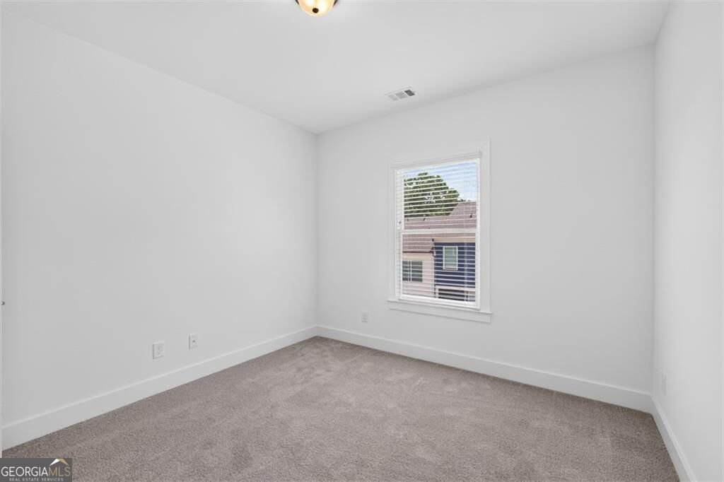5619 Pine Street Flowery Branch - Photo 34