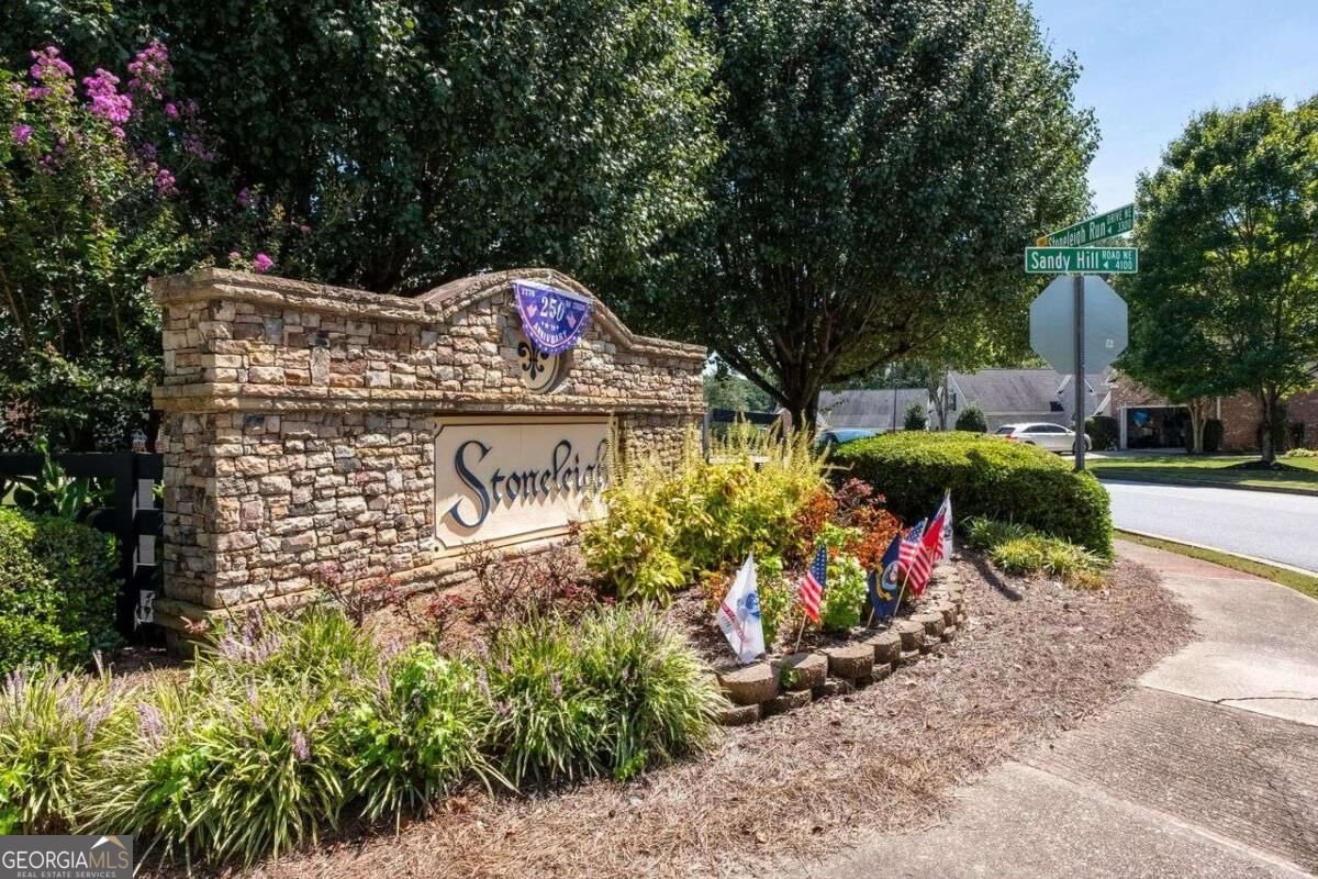 4057 Roslindale Lane Buford - Photo 38