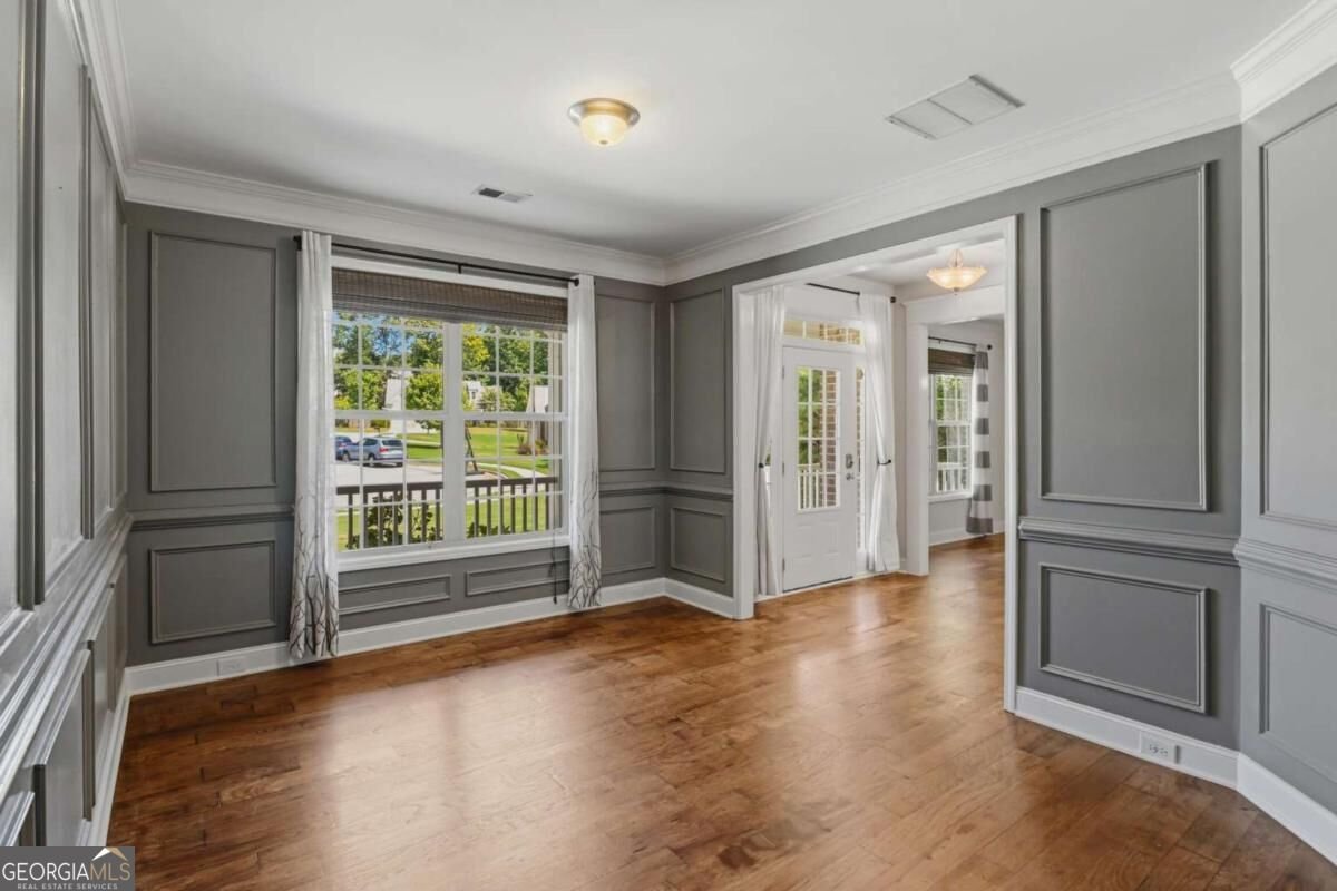 3930 Ivy Lawn Court Buford - Photo 8