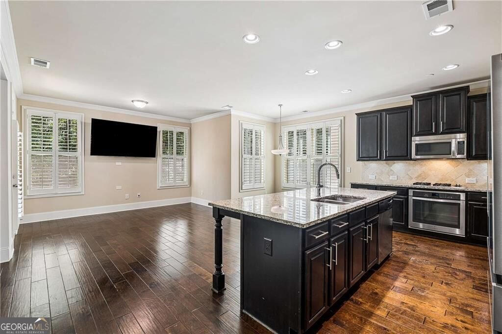 7695 Highland Bluff Sandy Springs - Photo 6