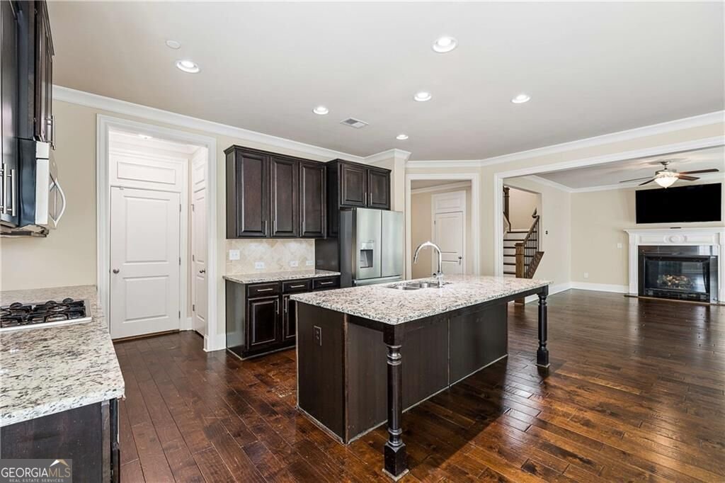 7695 Highland Bluff Sandy Springs - Photo 9