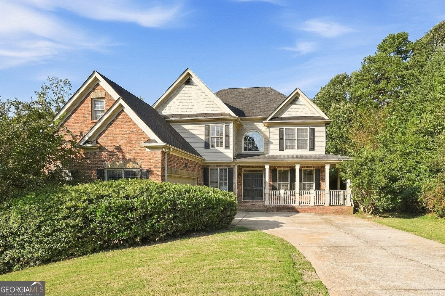 2090 Misty Oaks Drive Buford - main photo