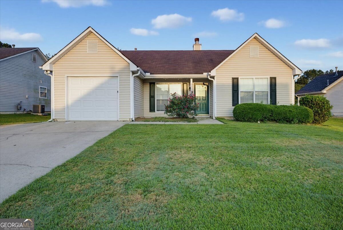 604 Village Way Stockbridge - main photo
