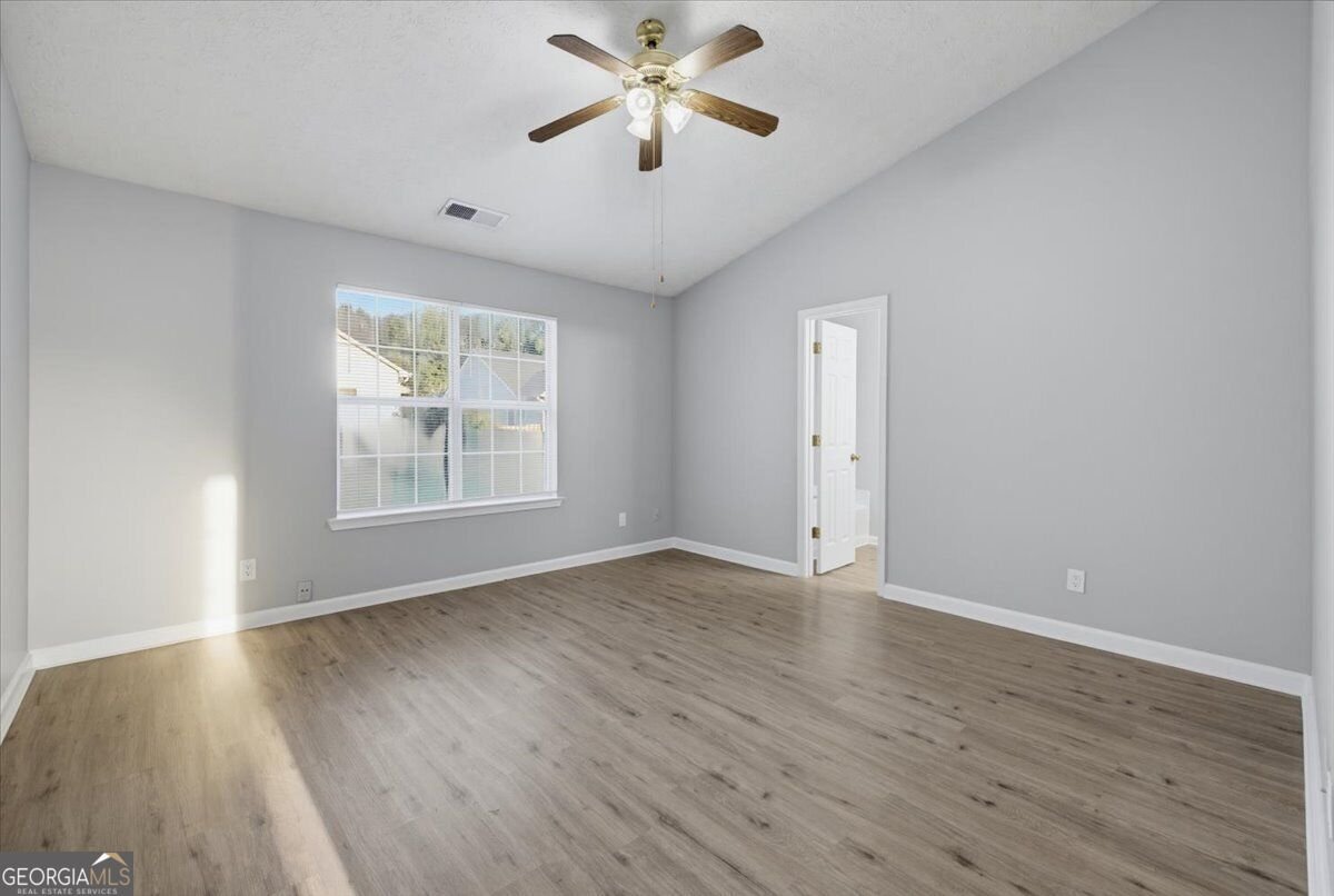604 Village Way Stockbridge - Photo 14
