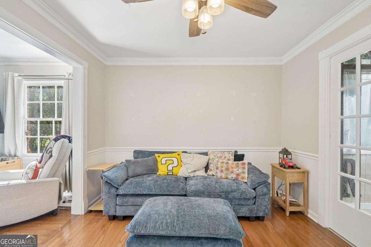 585 James Street Lilburn - Photo 7