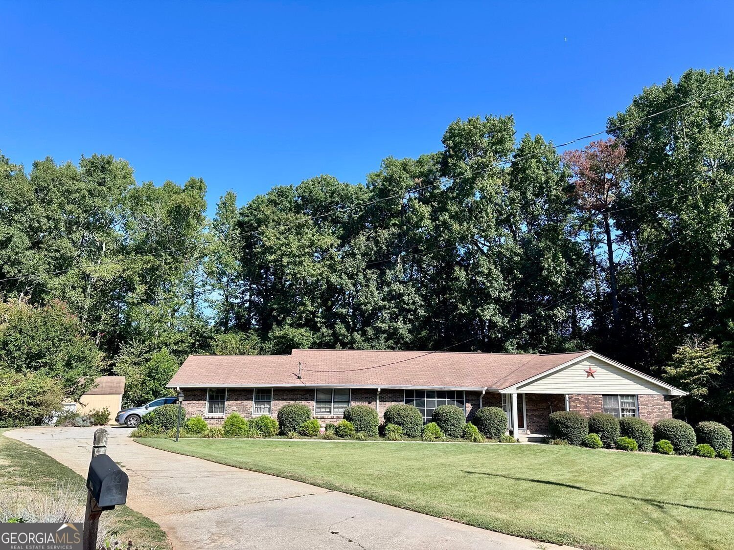2653 Amberly Way Snellville - main photo