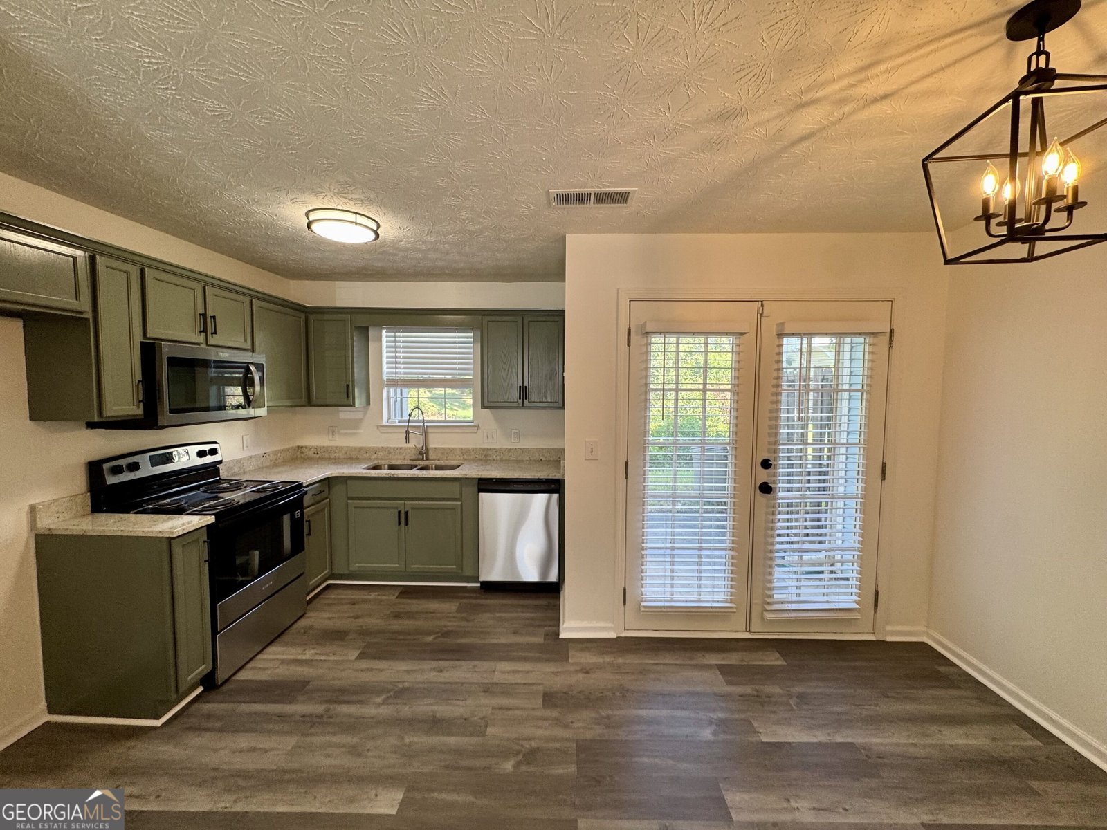 5889 Trent Walk Drive Lithonia - Photo 8