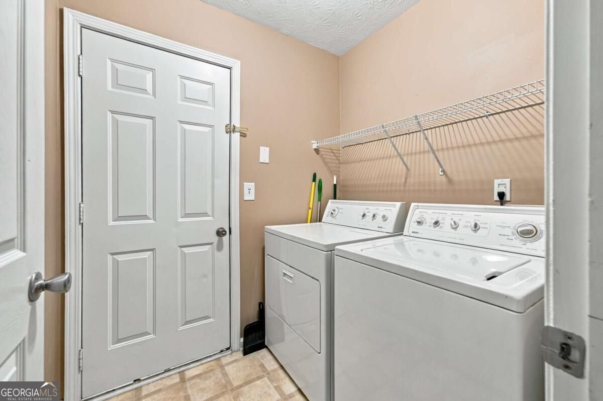 6010 Ambercrest Court Buford - Photo 18