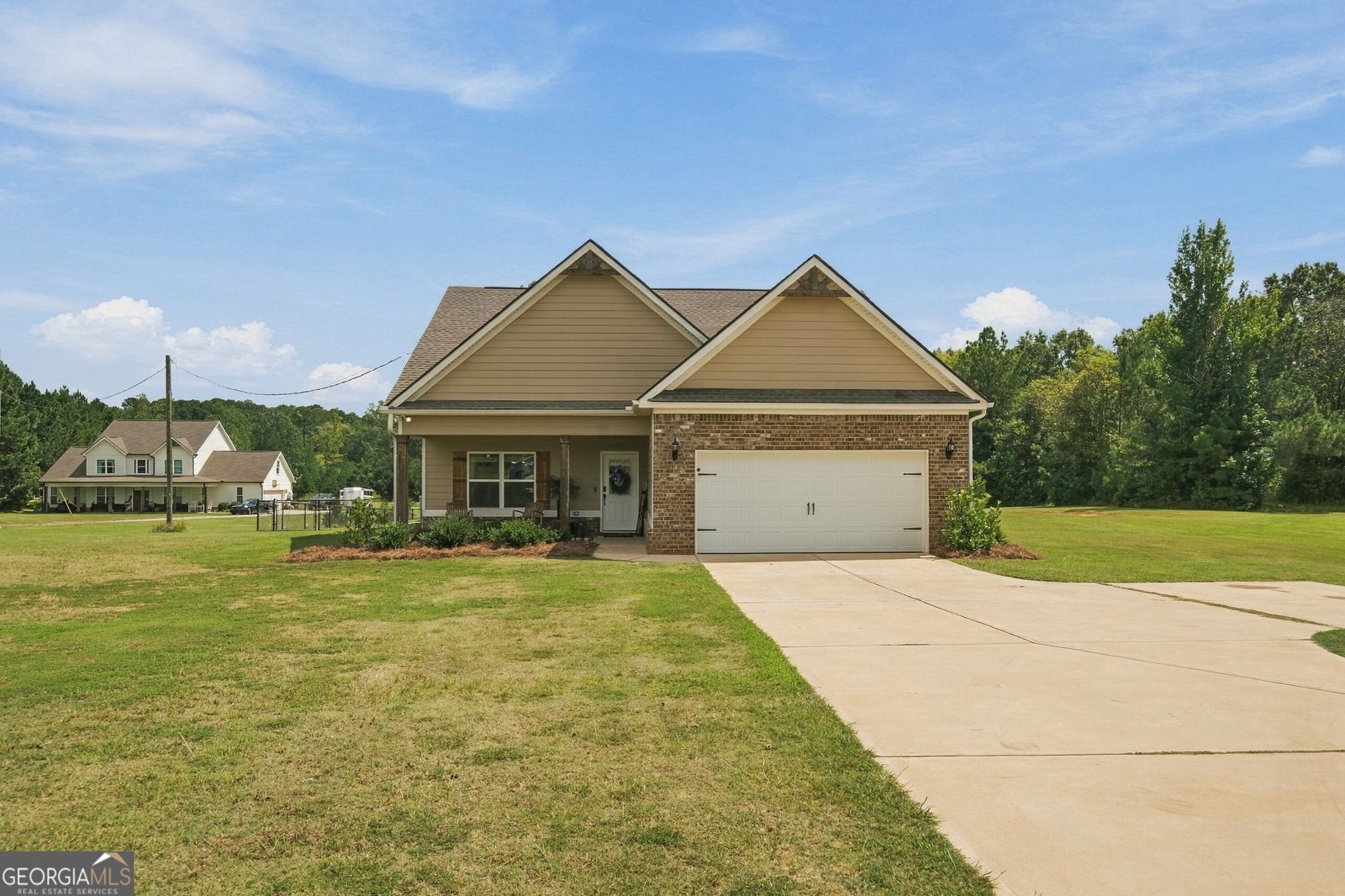 279 Davis Road gray - main photo