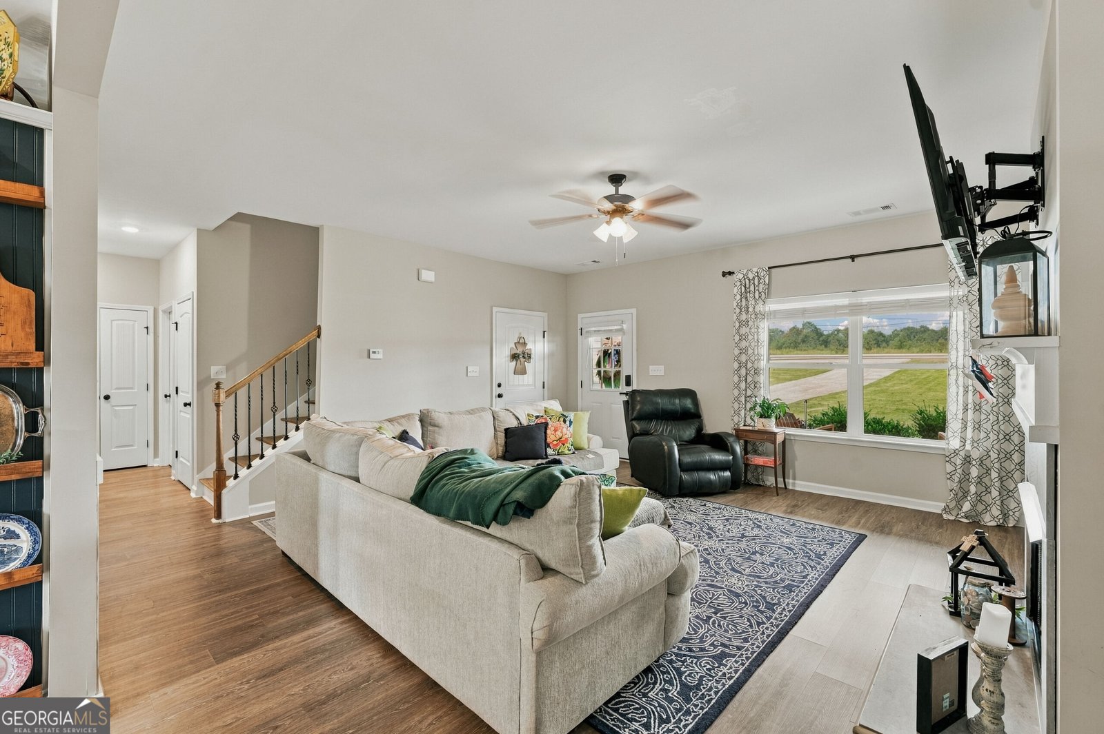 279 Davis Road gray - Photo 15