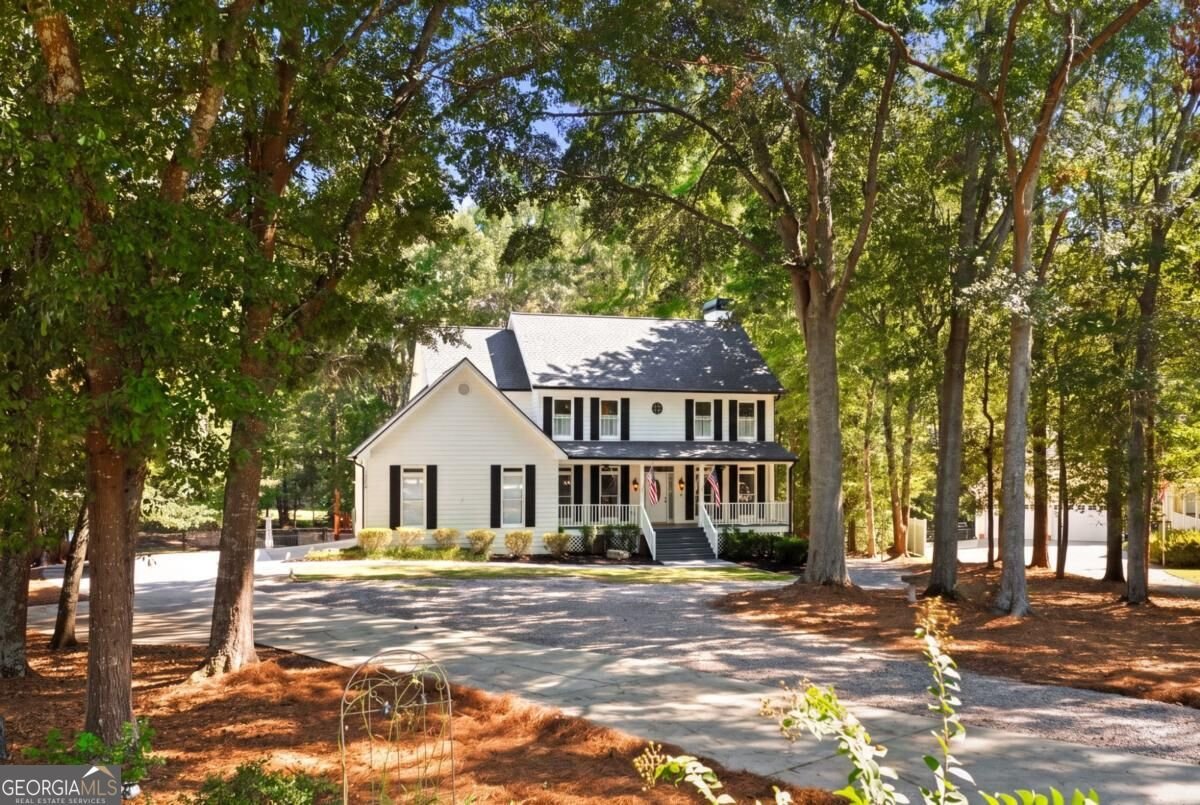 3256 Fieldcrest Road Loganville - main photo