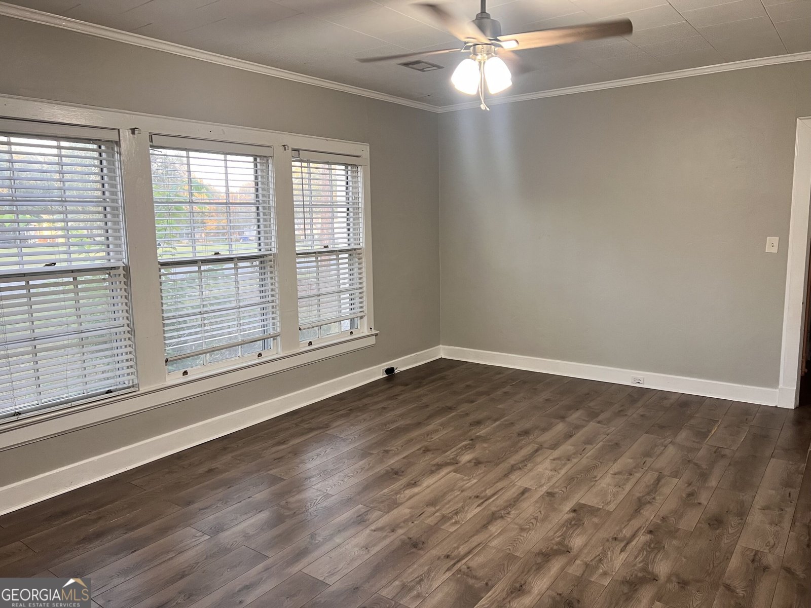 325 Line Street Dexter - Photo 24