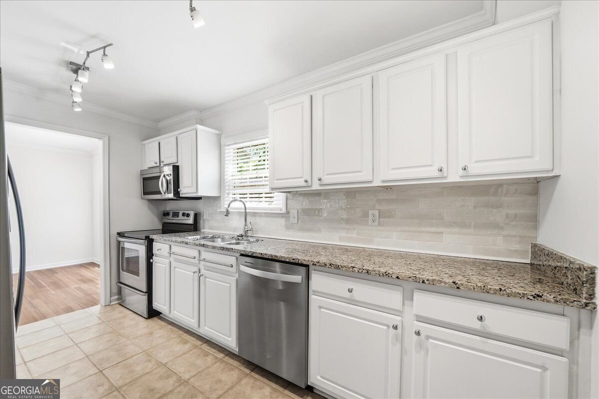 1402 Brighton Point Sandy Springs - Photo 11