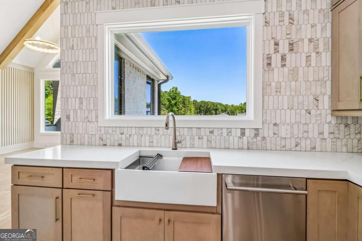 3207 Thompson Mill Rd Buford - Photo 8
