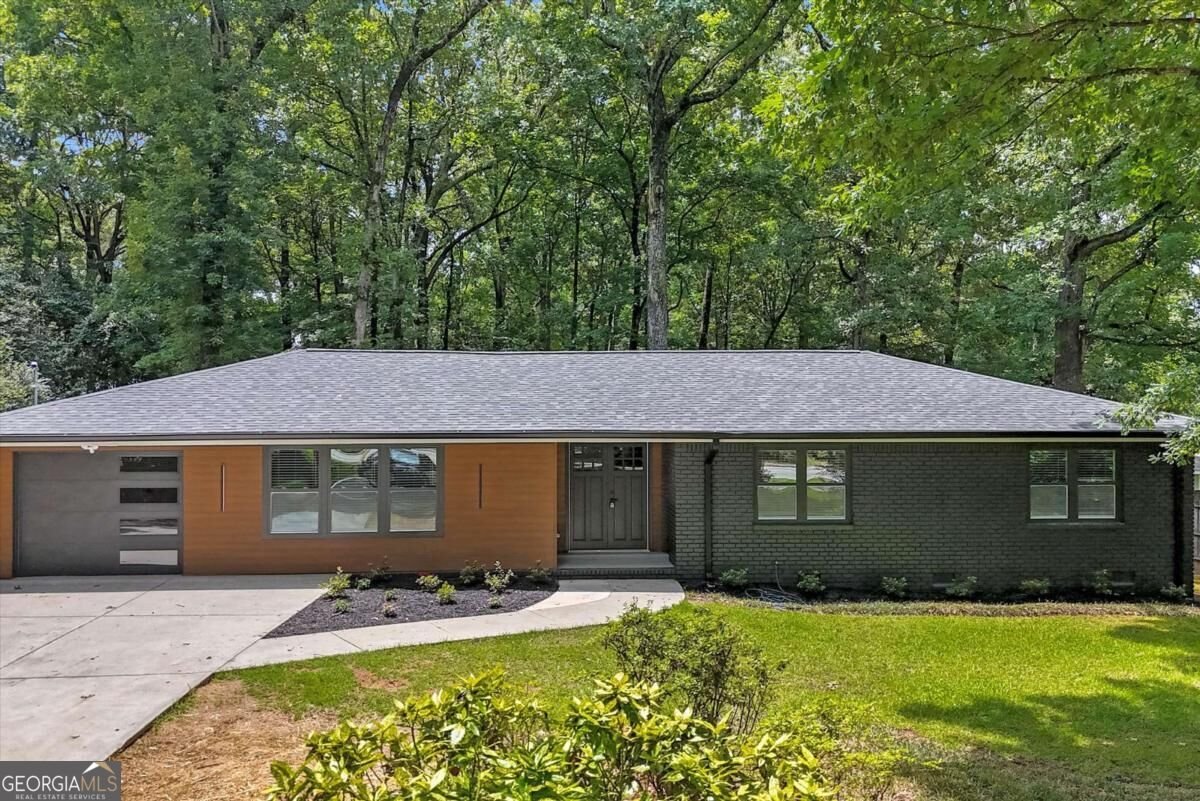 4834 Tilly Mill Road Atlanta - main photo