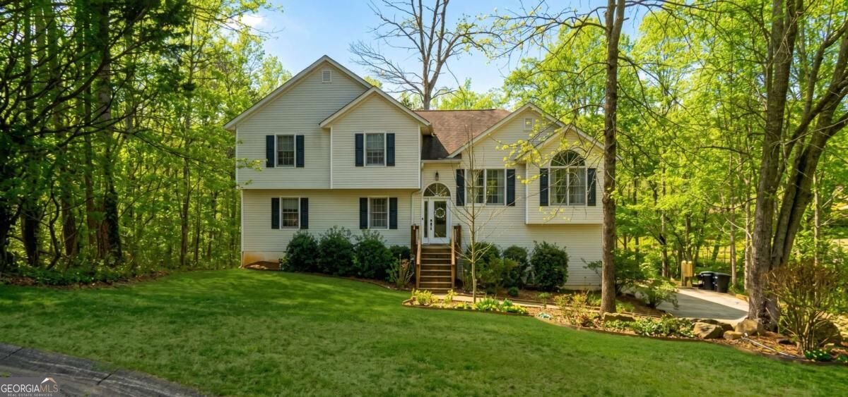 320 Bouldercrest Way Woodstock - main photo