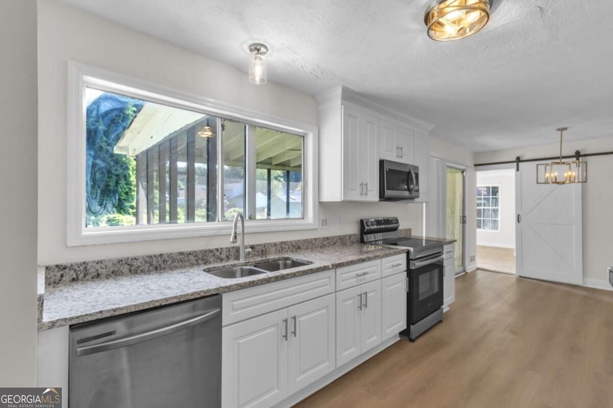 661 Bantry Lane Stone Mountain - Photo 15