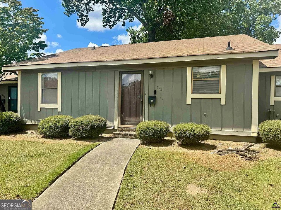 124 Stonehedge Drive Warner Robins - main photo