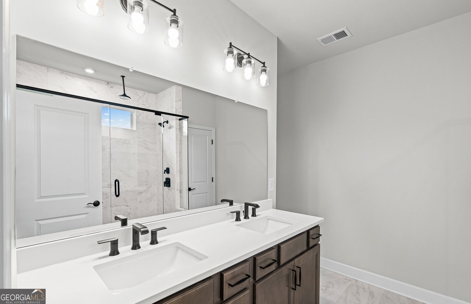 7132 Maple Brook Lane Flowery Branch - Photo 6