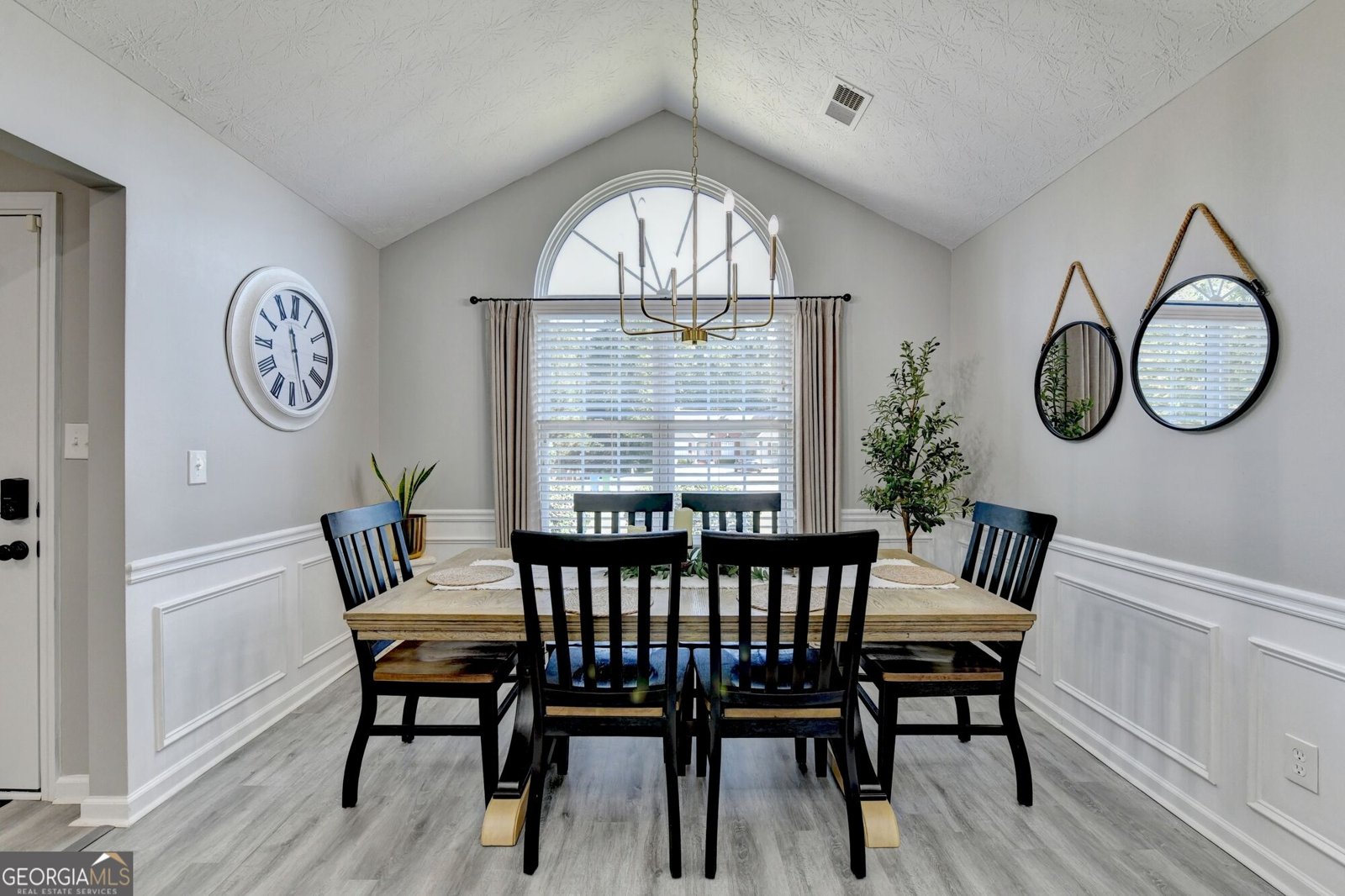 5496 Amber Cove Way Flowery Branch - Photo 11