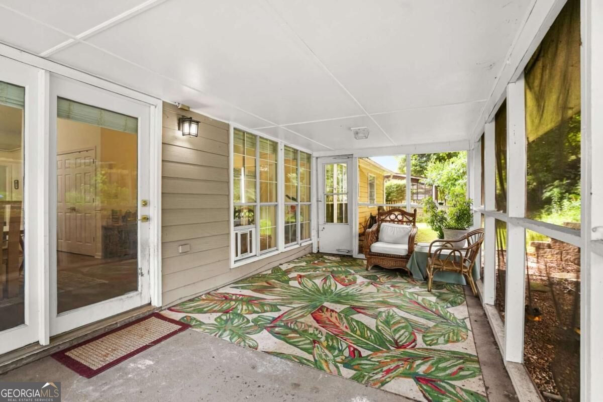 255 Paris Drive Lawrenceville - Photo 34