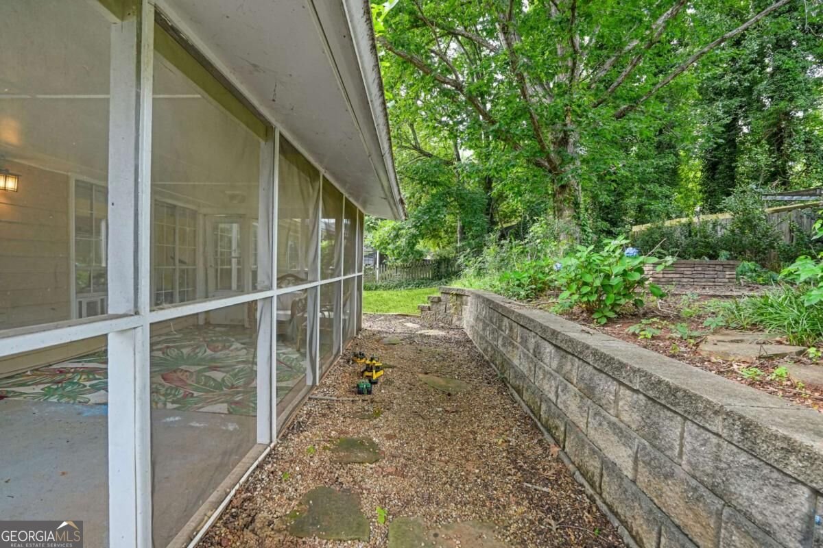 255 Paris Drive Lawrenceville - Photo 35