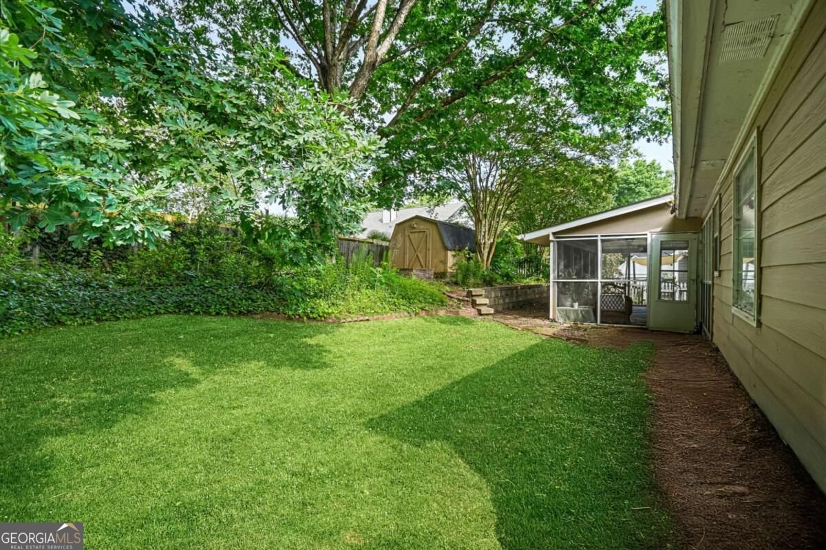 255 Paris Drive Lawrenceville - Photo 37