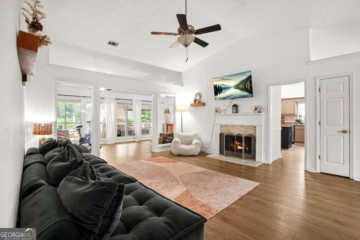 255 Paris Drive Lawrenceville - Photo 7