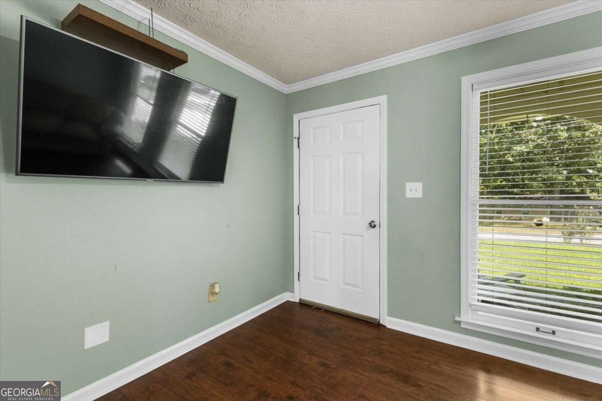 413 Hemlock Drive Lawrenceville - Photo 14