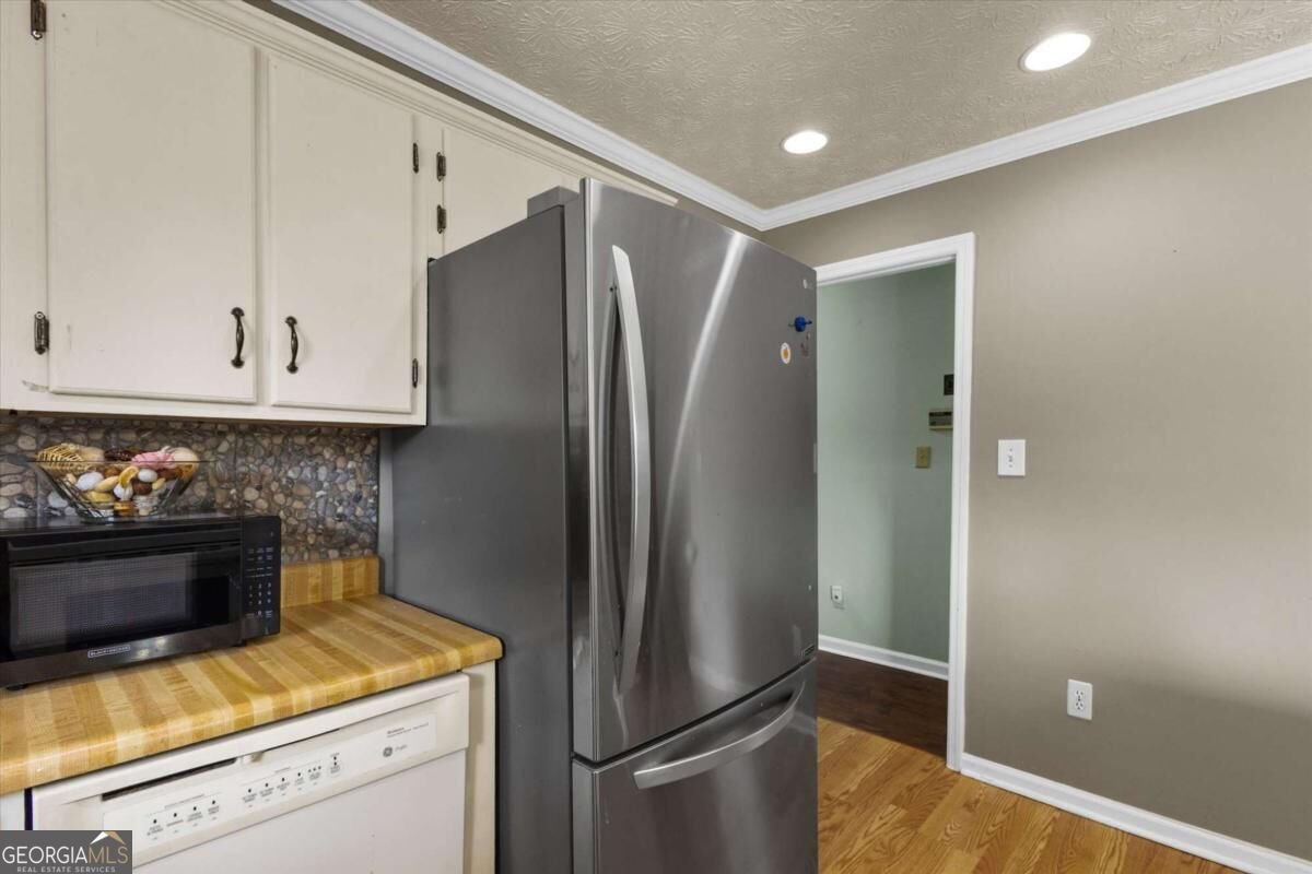 413 Hemlock Drive Lawrenceville - Photo 27