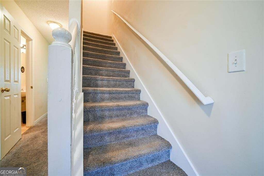 1476 April Lane Morrow - Photo 18