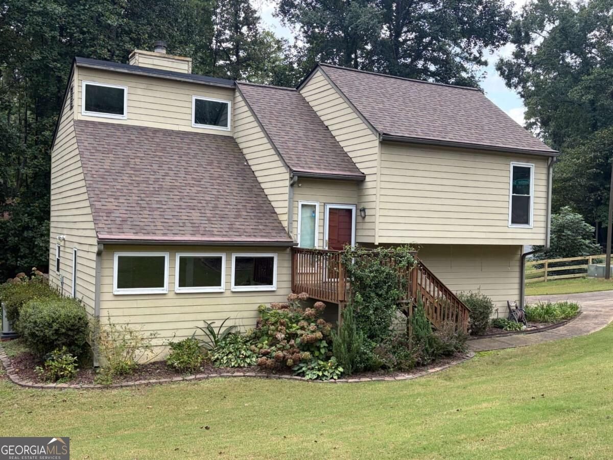 161 Sumter Drive Marietta - main photo