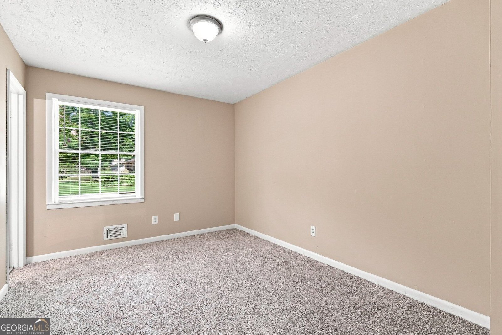 8423 Magnolia Drive Jonesboro - Photo 12