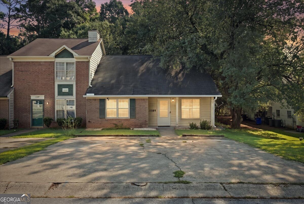 1709 Winchester Way Conyers - main photo
