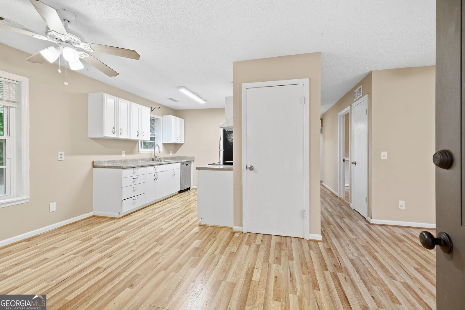 330 Clayton Avenue Clayton - Photo 10