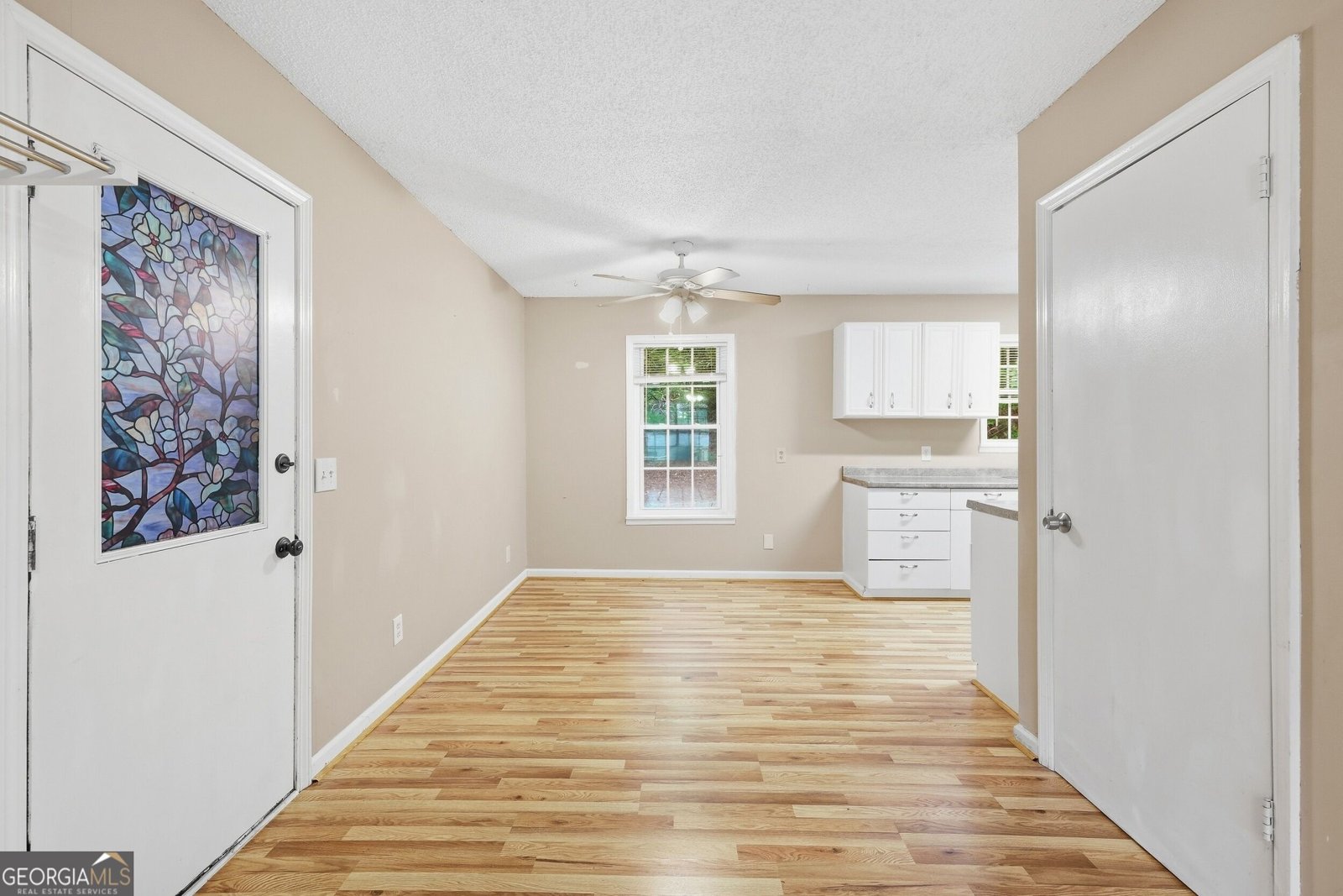 330 Clayton Avenue Clayton - Photo 14