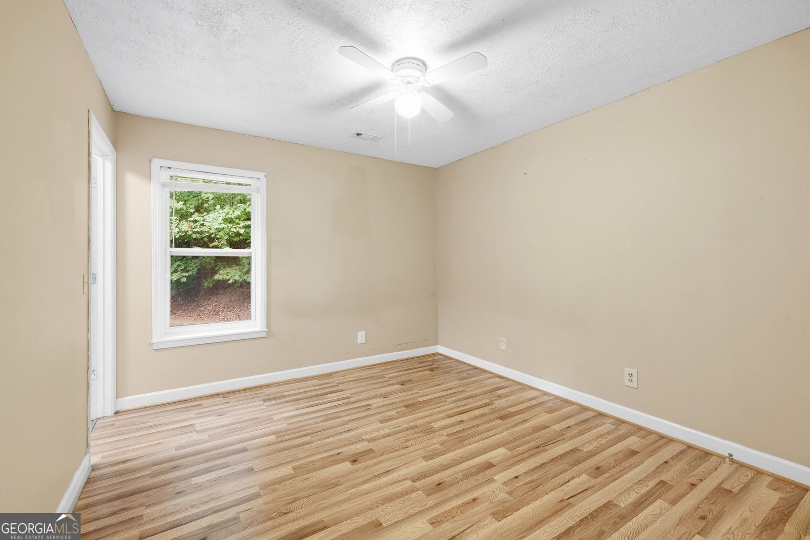 330 Clayton Avenue Clayton - Photo 29