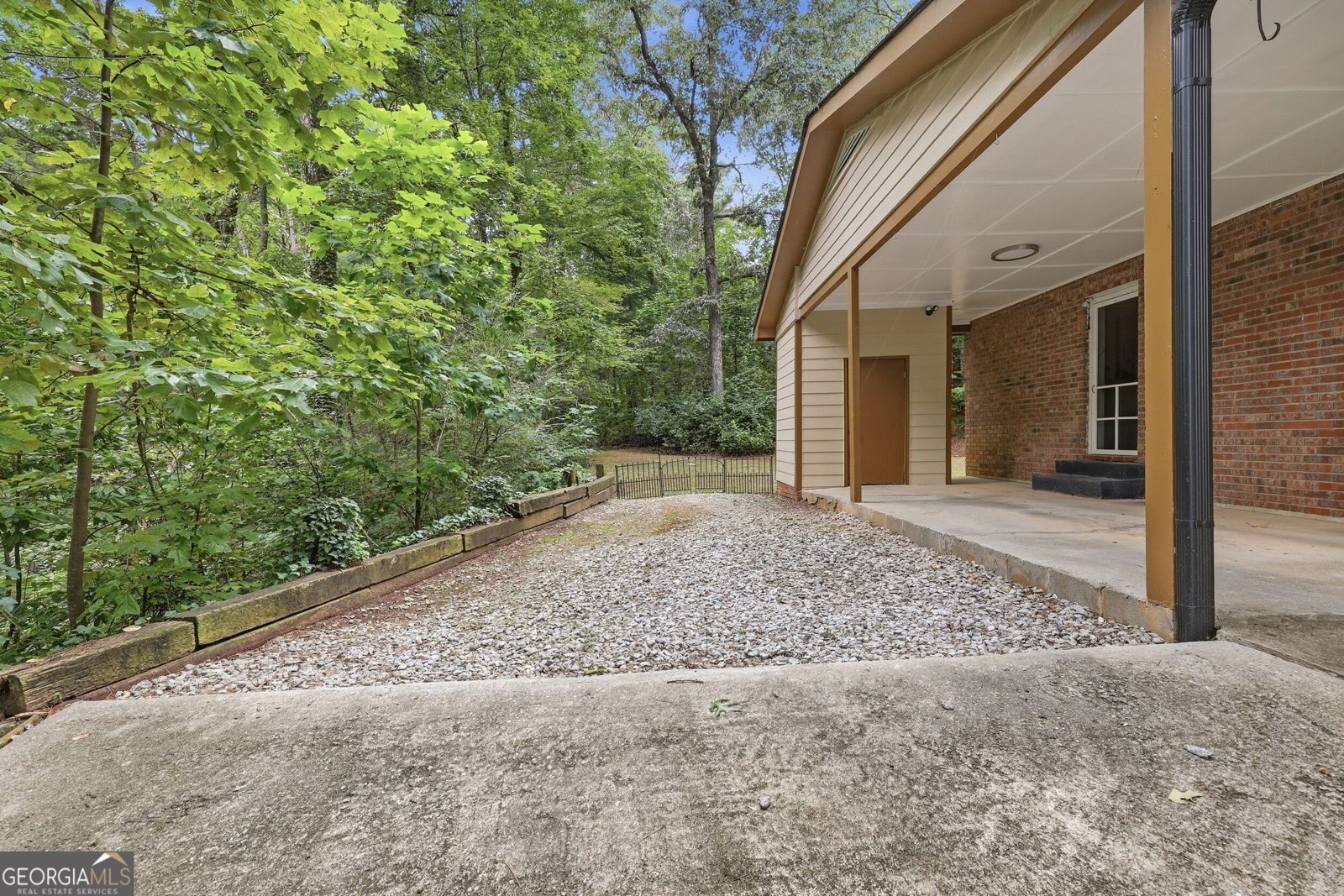 330 Clayton Avenue Clayton - Photo 33